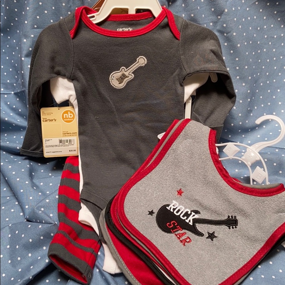 Newborn 3 piece set. And  5 Rockstar bibs